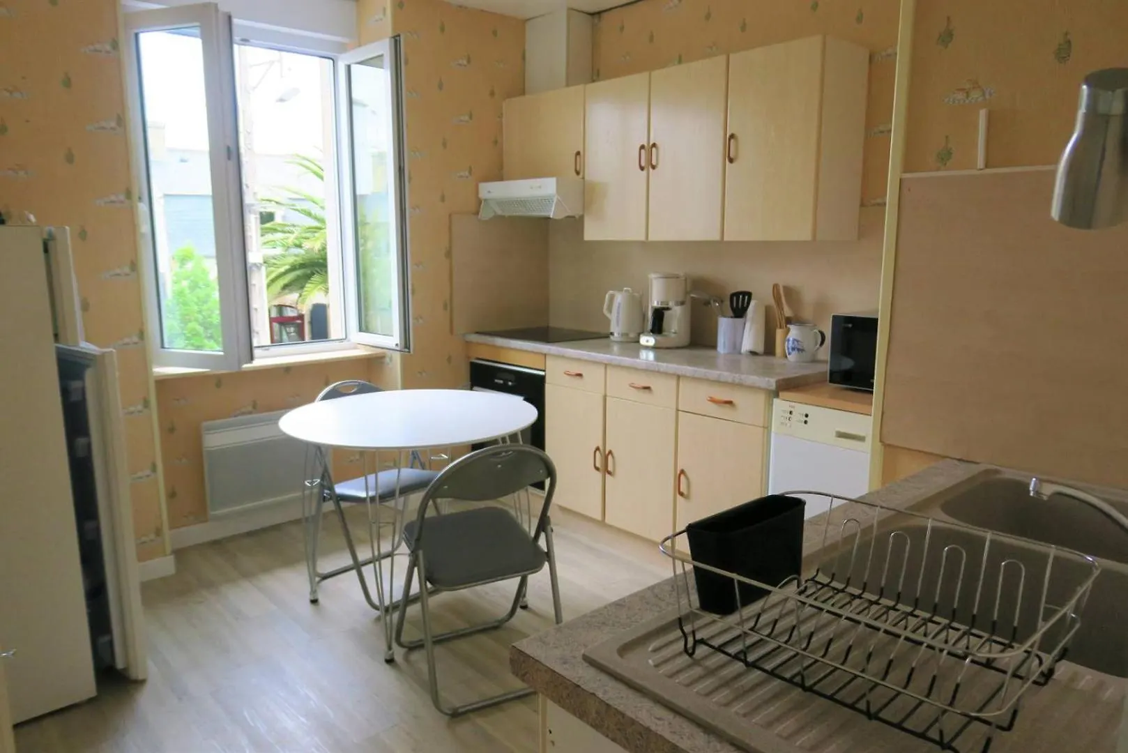 Appartement Au Centre De Trebeurden Et A 500M De La Plage - Ref 665 Apartament